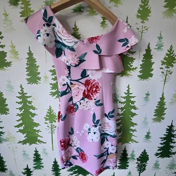 Floral Off-Shoulder Guess Pink Dress - Picture 2 of 9